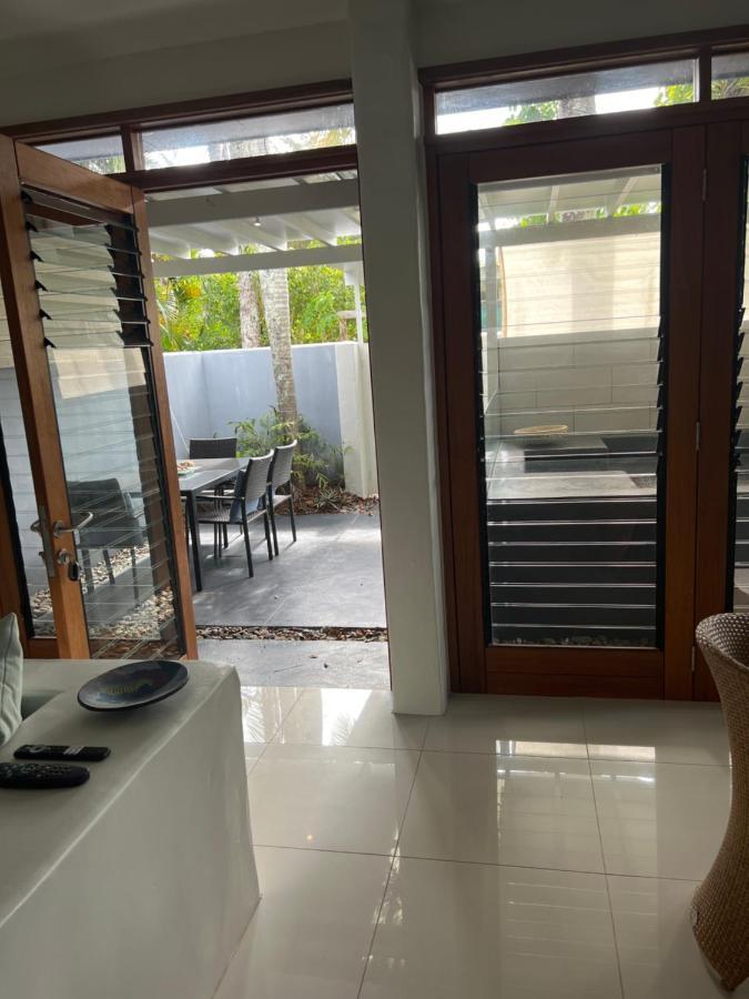 Beachside Apartment 1 With Plunge Pool Port Douglas Exterior photo